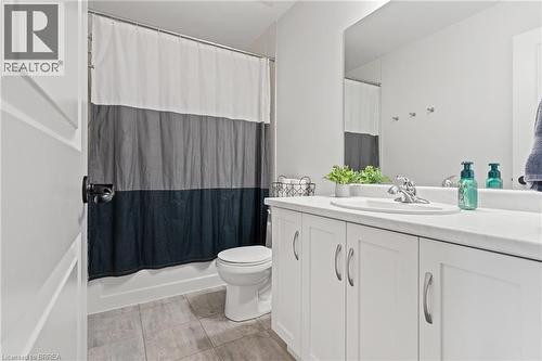 88 Severino Circle, Smithville, ON - Indoor Photo Showing Bathroom