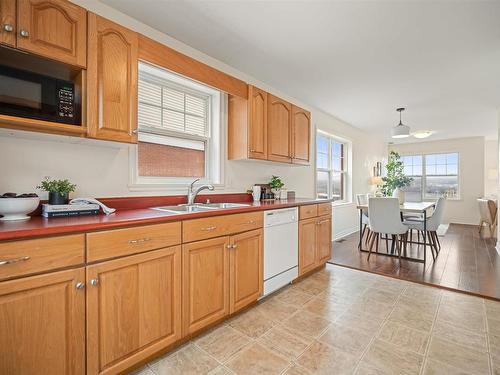 3752 Memorial Drive, Halifax, NS 