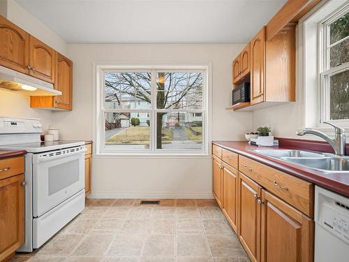 3752 Memorial Drive, Halifax, NS 