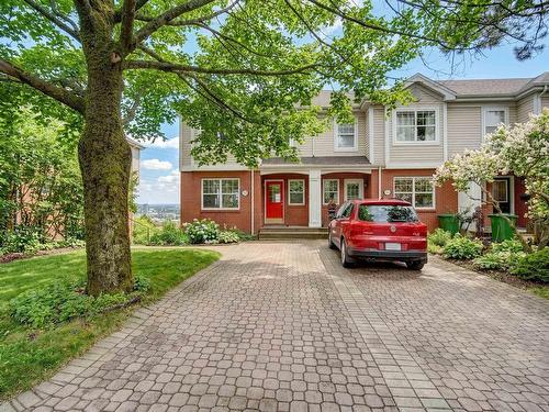 3752 Memorial Drive  Halifax, NS B3K 6R6