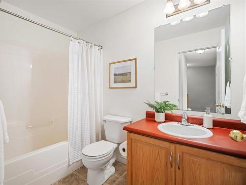 3752 Memorial Drive, Halifax, NS 