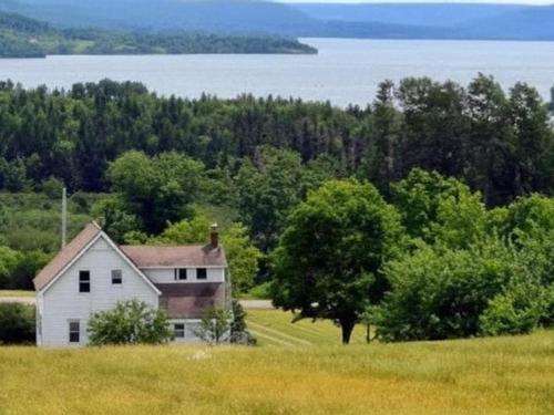 2041 Strathlorne-Scotsville Road, North Ainslie, NS 