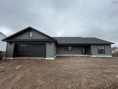 6 Deer Haven Drive  Kentville, NS B4N 0C1