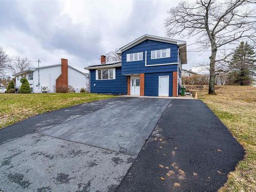 1 Kingfisher Crescent, Rockingham, NS 