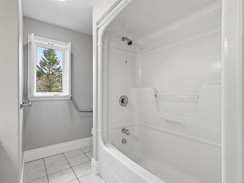 2 Deer Run, Glen Haven, NS 