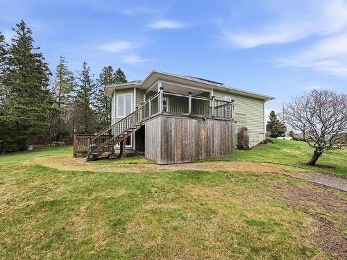 2 Deer Run, Glen Haven, NS 