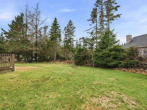 2 Deer Run, Glen Haven, NS 