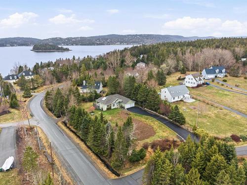 2 Deer Run, Glen Haven, NS 