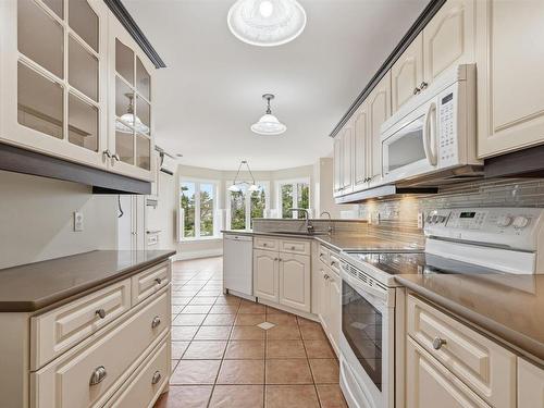 2 Deer Run, Glen Haven, NS 