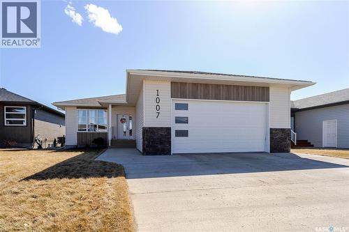 1007 Maplewood DRIVE  Moose Jaw, SK S6J 0B6