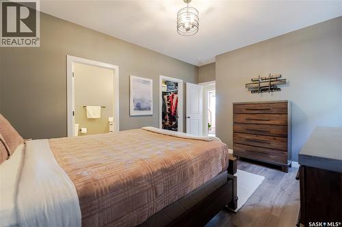 1007 Maplewood Drive, Moose Jaw, SK - Indoor Photo Showing Bedroom