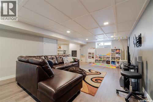 1007 Maplewood Drive, Moose Jaw, SK - Indoor