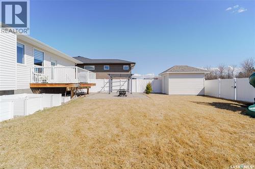 1007 Maplewood Drive, Moose Jaw, SK - Outdoor With Exterior