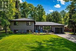 169 BAYVIEW AVENUE E Tay, ON L0K 1R0