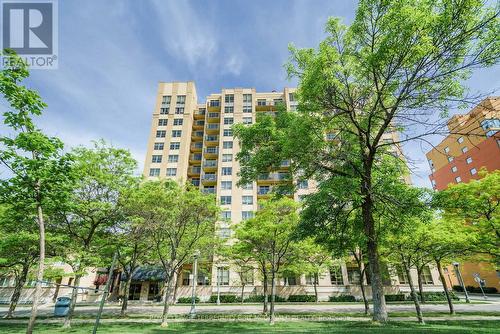 1101 - 4 ELSINORE PATH  Toronto, ON M8V 4G7