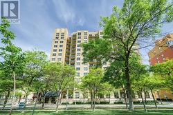 1101 - 4 ELSINORE PATH  Toronto, ON M8V 4G7