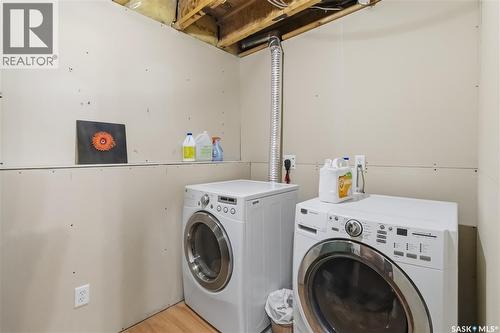 414 Adaskin Cove, Saskatoon, SK - Indoor Photo Showing Laundry Room