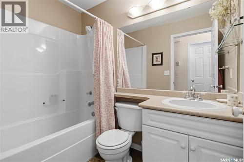 414 Adaskin Cove, Saskatoon, SK - Indoor Photo Showing Bathroom