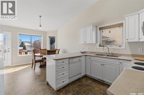 414 Adaskin Cove, Saskatoon, SK - Indoor Photo Showing Kitchen With Double Sink