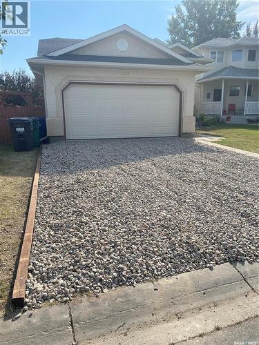 414 Adaskin Cove, Saskatoon, SK - Outdoor