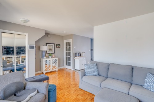 Salon - 793 Boul. René-Lévesque, Saint-Eustache, QC - Indoor Photo Showing Living Room