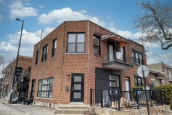 2101  - 2105 Rue Everett Montréal (Villeray/Saint-Michel/Parc-Extension), QC H2E 1P6
