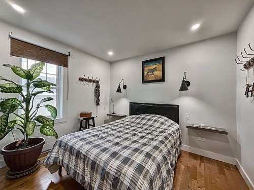 Chambre à coucher - 7 Rue Barbeau, Delson, QC - Indoor Photo Showing Bedroom