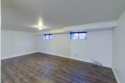 Salle familiale - 1360 Crois. Samson, Brossard, QC - Indoor