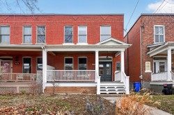 4073 Av. Hingston  Montréal (Côte-Des-Neiges/Notre-Dame-De-Grâce), QC H4A 2J6