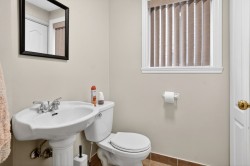Powder room - 
