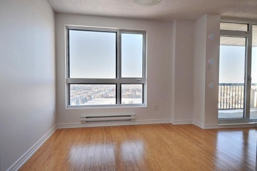 Living Room - 1502-5065 Rue Jean-Talon E., Montréal (Saint-Léonard), QC - Indoor Photo Showing Other Room