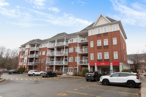 304-1440 Av. de Rochechouart  Saint-Jérôme, QC J7Z 0C2