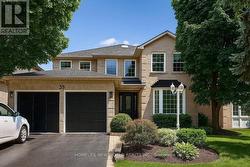 35 CHIPPERFIELD CRESCENT Whitby, ON L1R 1P1
