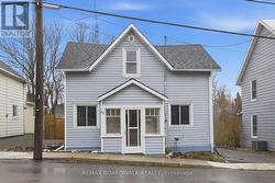 88 CHARLES STREET Carleton Place, ON K7C 2Y3