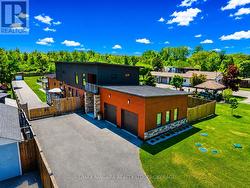 1887 DOMINION ROAD Fort Erie (Crescent Park), ON L0S 1N0