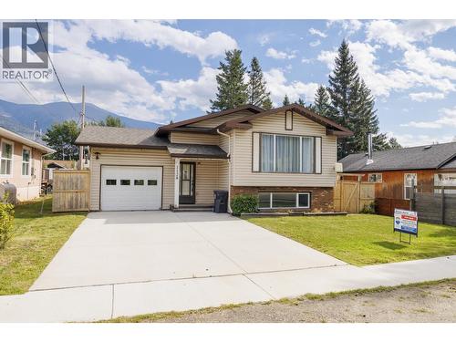 1128 3Rd Avenue, Mcbride, BC - Outdoor
