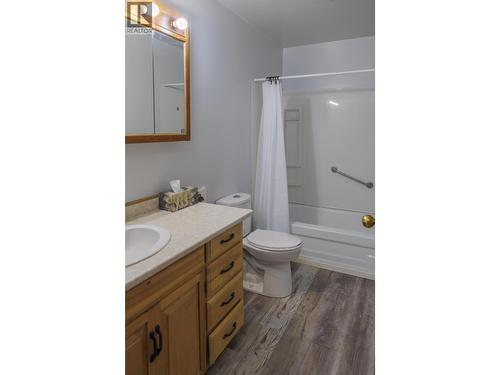1128 3Rd Avenue, Mcbride, BC - Indoor Photo Showing Bathroom