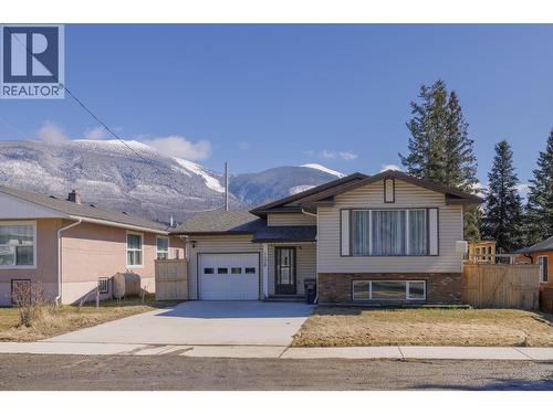 1128 3Rd Avenue, Mcbride, BC - Outdoor