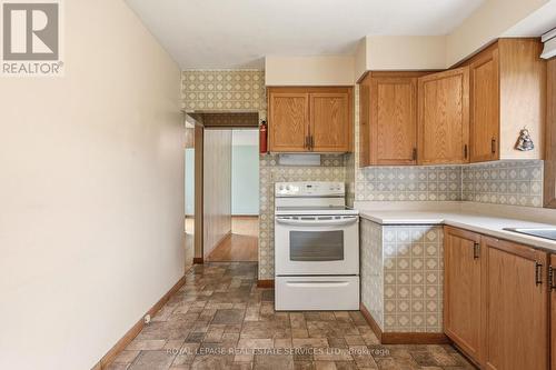 384 Appleby Line, Burlington, ON - Indoor Photo Showing Kitchen