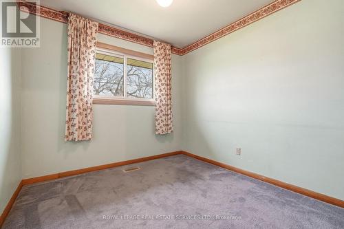 384 Appleby Line, Burlington, ON - Indoor Photo Showing Other Room