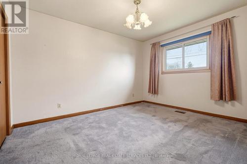 384 Appleby Line, Burlington, ON - Indoor Photo Showing Other Room