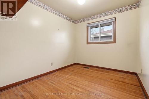 384 Appleby Line, Burlington, ON - Indoor Photo Showing Other Room