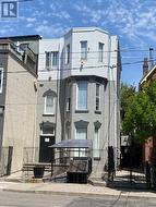 206 CARLTON STREET Toronto, ON M5A 2L1