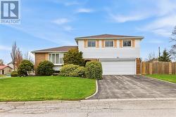 2 CALLEN COURT Ajax, ON L1S 3B1