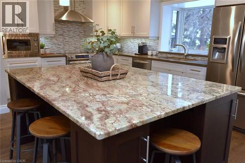 Over-sized island - 626 Vanderburgh Drive, Burlington, ON - Indoor Photo Showing Kitchen With Upgraded Kitchen
