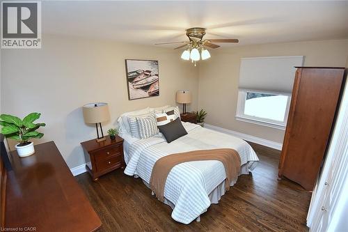 Bedroom #2 - 626 Vanderburgh Drive, Burlington, ON - Indoor Photo Showing Bedroom