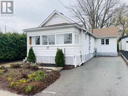 14 LAURINE AVENUE Guelph, ON N1E 4M9