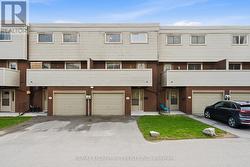 6 - 23 WATSONS LANE Hamilton, ON L9H 5G9