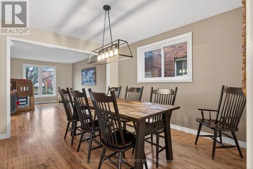 189 Templemead Drive, Hamilton, ON - Indoor Photo Showing Dining Room