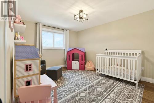 189 Templemead Drive, Hamilton, ON - Indoor Photo Showing Bedroom